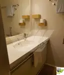 Круизен кораб за продажба