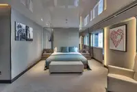 Круизен кораб за продажба