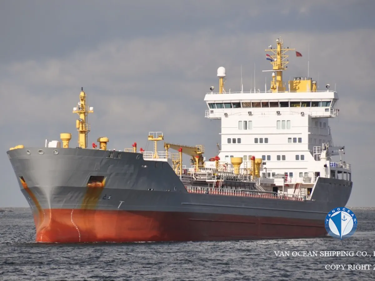 Танкер за нефт/химикали за продажба