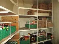 Хладилен кораб за продажба