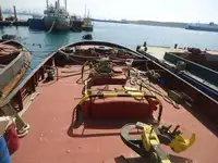 Буксир за продажба