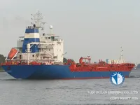 Танкер за нефт/химикали за продажба