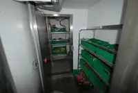 Десантен кораб, танкер за продажба