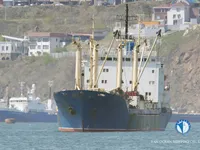 Хладилен кораб за продажба
