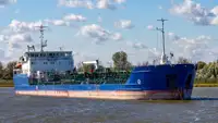 Oil/Chemical tanker за продан
