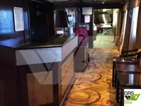 Круизен кораб за продажба