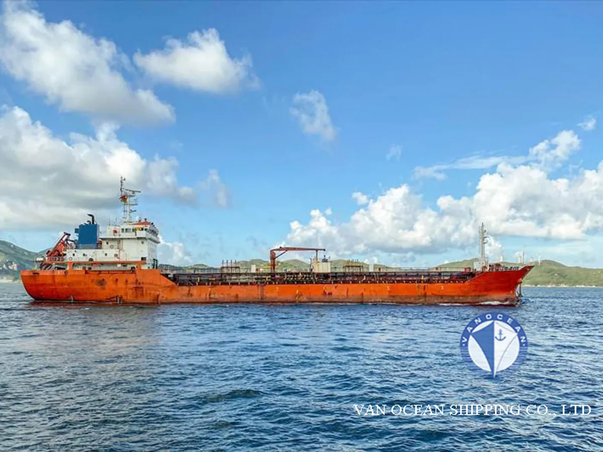 Танкер за нефт/химикали за продажба