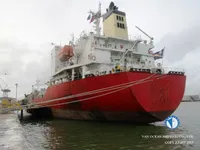 Танкер за нефт/химикали за продажба