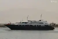 Пътнически кораб за продан