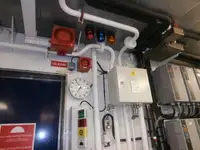 Контейнеровоз за продажба