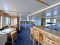 Круизен кораб за продажба
