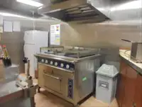 Хладилен кораб за продажба
