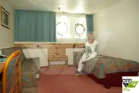 Круизен кораб за продажба