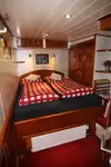 Круизен кораб за продажба