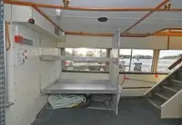 Круизен кораб за продажба