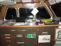 Кораб за превоз на екипаж за продажба