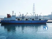Хладилен кораб за продажба