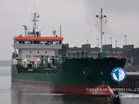 Танкер за нефт/химикали за продажба