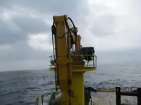 Хладилен кораб за продажба