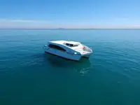 Катамаран за продан