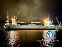 Хладилен кораб за продажба