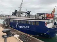 Круизен кораб за продажба