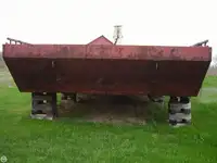 Баржа за продажба