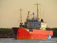 Хладилен кораб за продажба