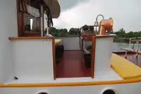 Круизен кораб за продажба