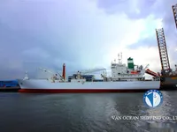 Хладилен кораб за продажба