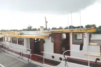 Круизен кораб за продажба