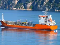 Танкер за нефт/химикали за продажба