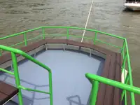 Круизен кораб за продажба