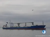 Хладилен кораб за продажба