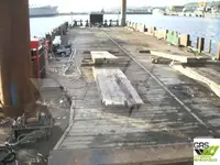 Баржа за продажба