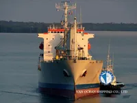 Хладилен кораб за продажба