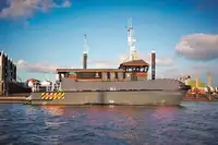 Контейнеровоз за продан