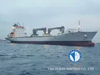 Хладилен кораб за продажба