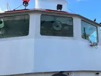 Буксир за продажба
