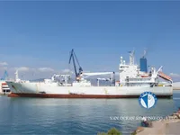 Хладилен кораб за продажба