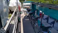 Контейнеровоз за продажба