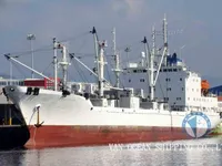 Хладилен кораб за продажба