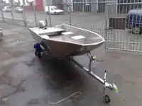Работни лодки за продажба