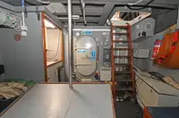 Спасителен кораб за продажба