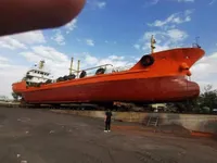 Танкер за нефт/химикали за продажба