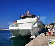 Пътнически кораб за продажба