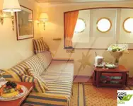 Круизен кораб за продажба
