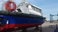 Кораб за превоз на екипаж за продажба