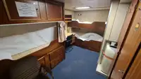 Кораб за доставки за продажба