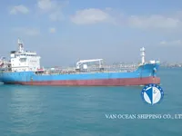 Танкер за нефт/химикали за продажба